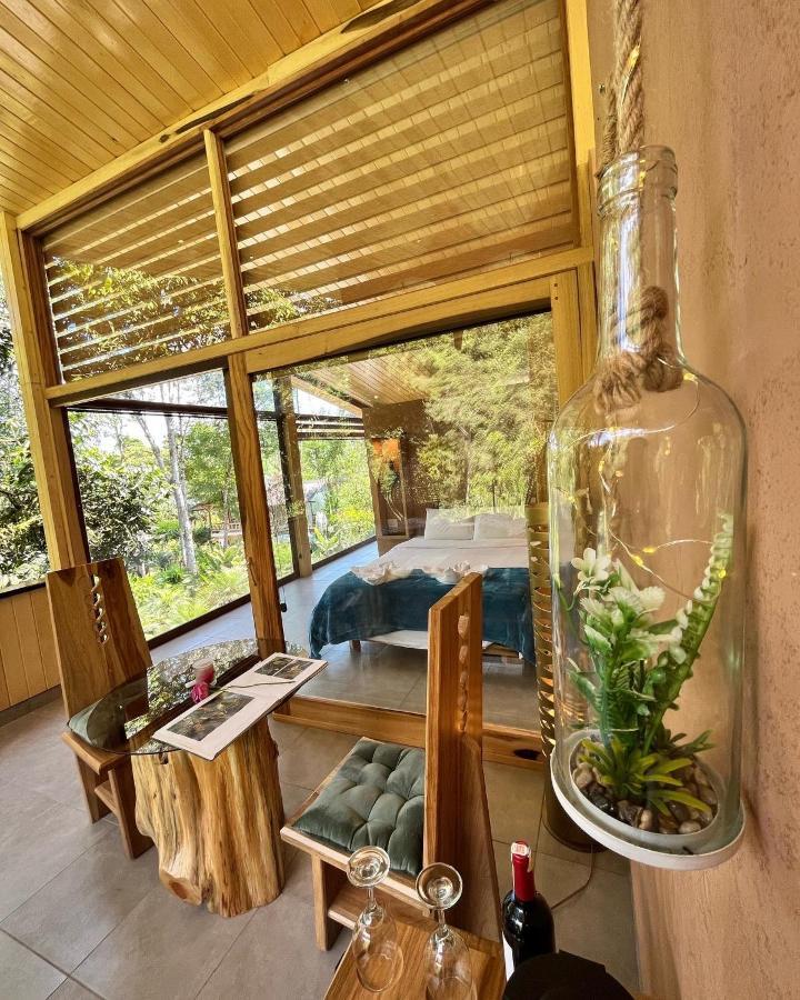 Saguamby Mindo Lodge ภายนอก รูปภาพ
