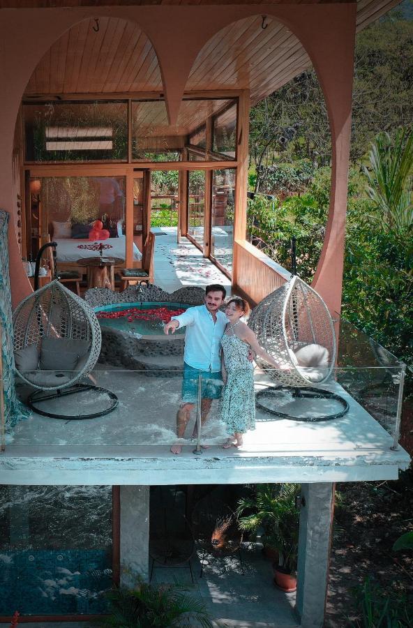 Saguamby Mindo Lodge ภายนอก รูปภาพ