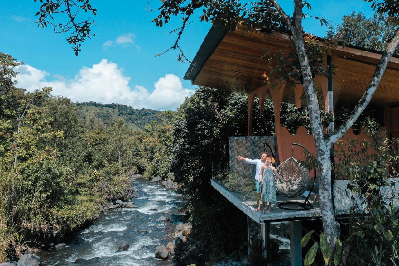 Saguamby Mindo Lodge ภายนอก รูปภาพ