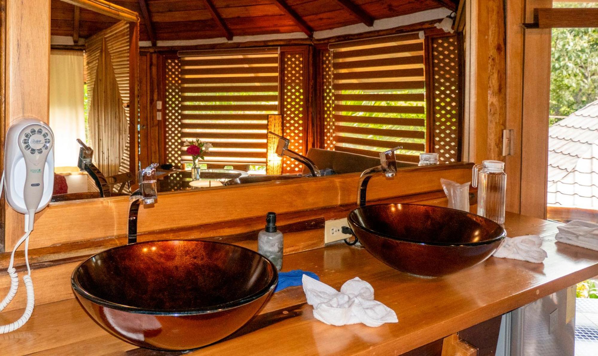 Saguamby Mindo Lodge ภายนอก รูปภาพ